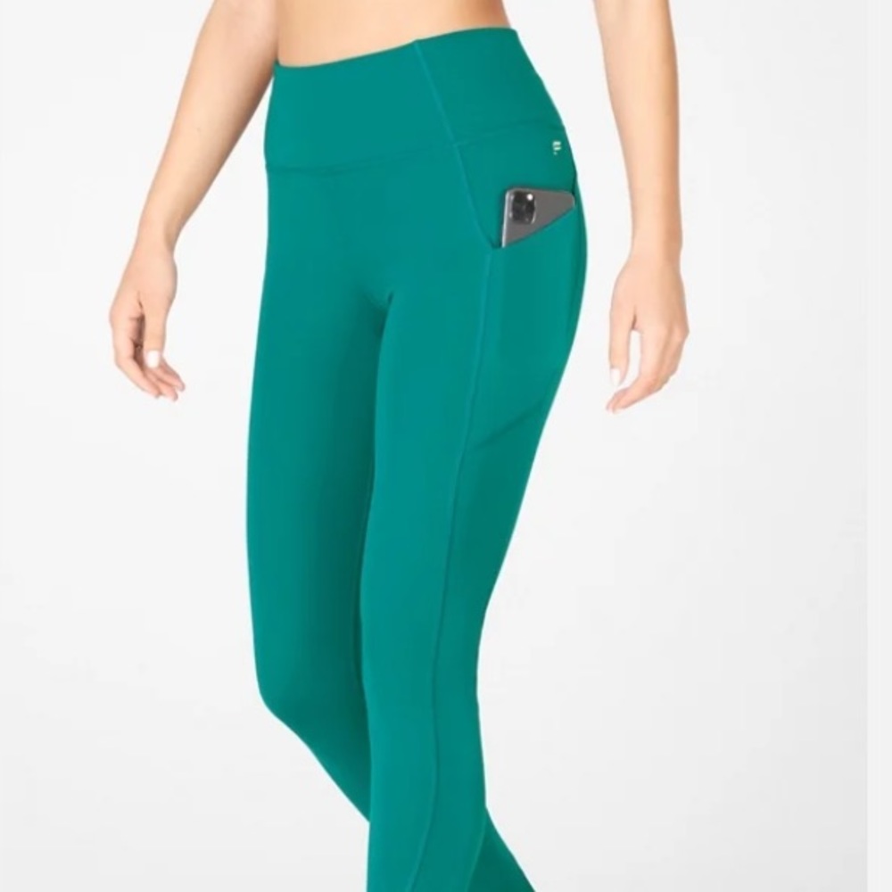 High waisted leggings- Fabletics